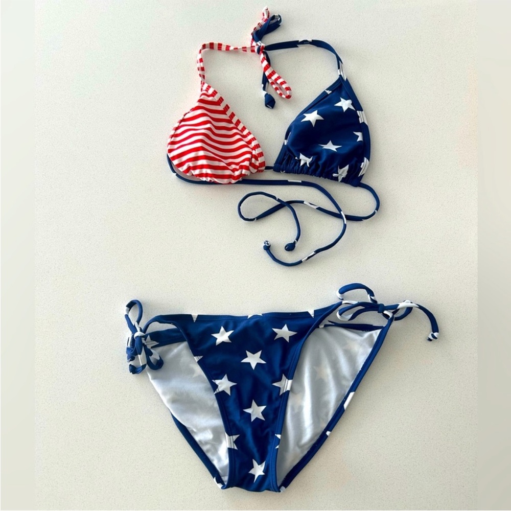 Women’s Red White Blue Old Navy Bikini - Sz L (Top) Sz M (Bottom)